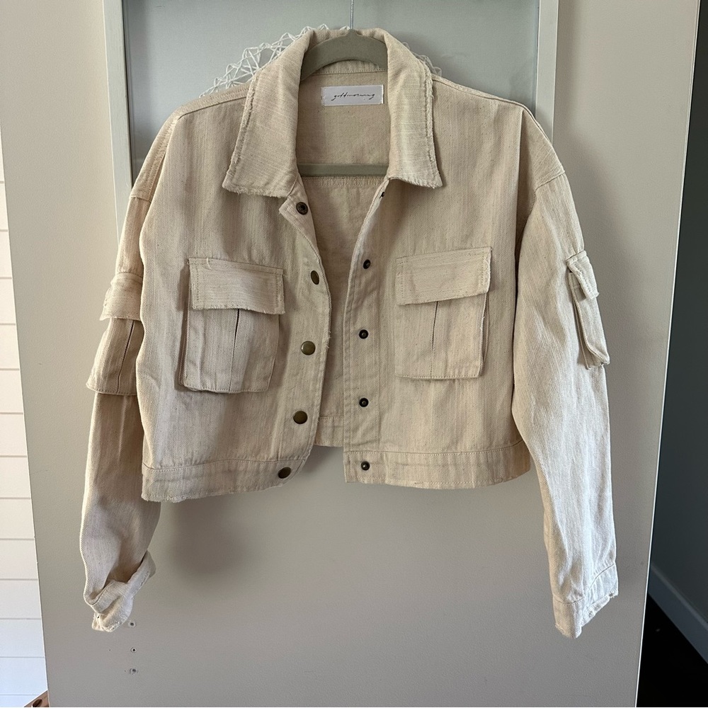 GOLD MORNING cropped cargo jacket